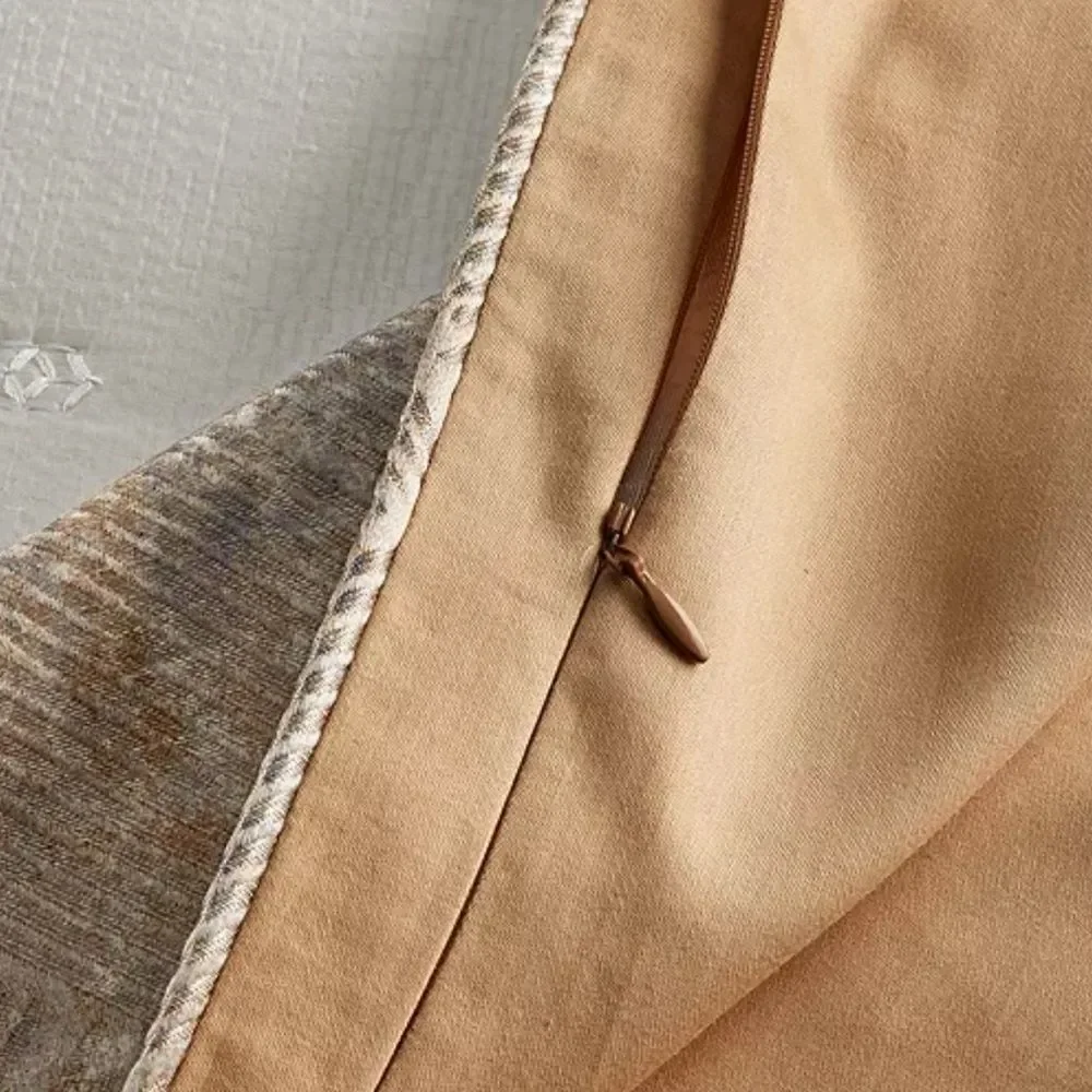 Hudson Park Collection Linear Sandstone Duvet Cover, NWT, Size Full-Queen